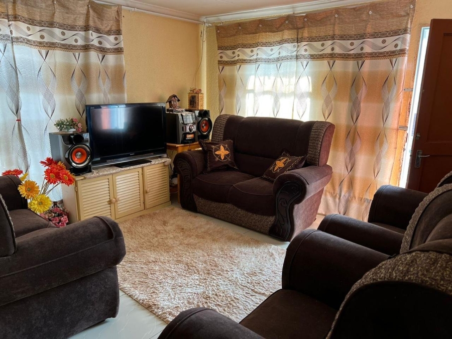  Bedroom Property for Sale in Mabopane Unit M North West